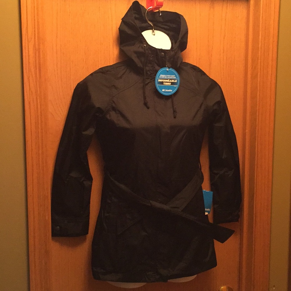 Columbia Rain Coat